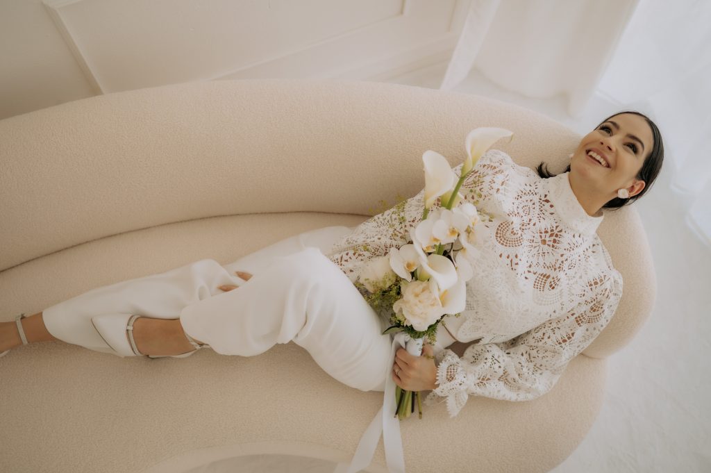 Brautmode grobe Spitze